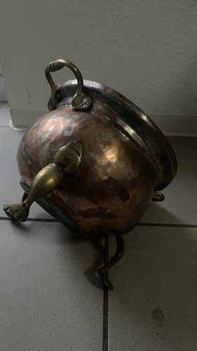 Antiker kupferkessel mit - antiker,