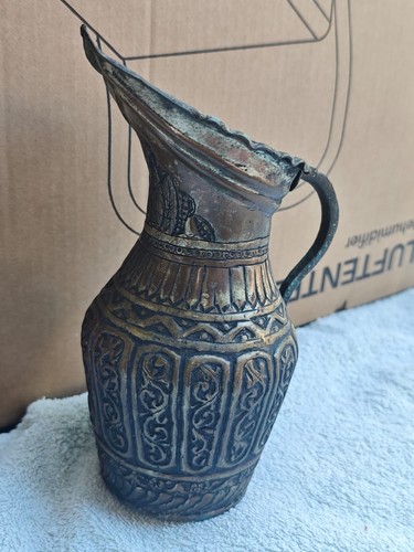 Orientalische metallkanne - orientalische,