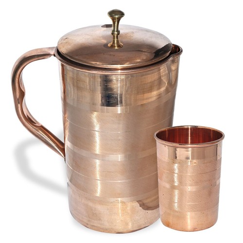 Kupferkanne krug mit becher - kupferkanne,